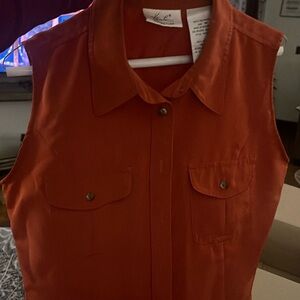 10.-SLEVELESS KATHY LEE VINTAGE TOP